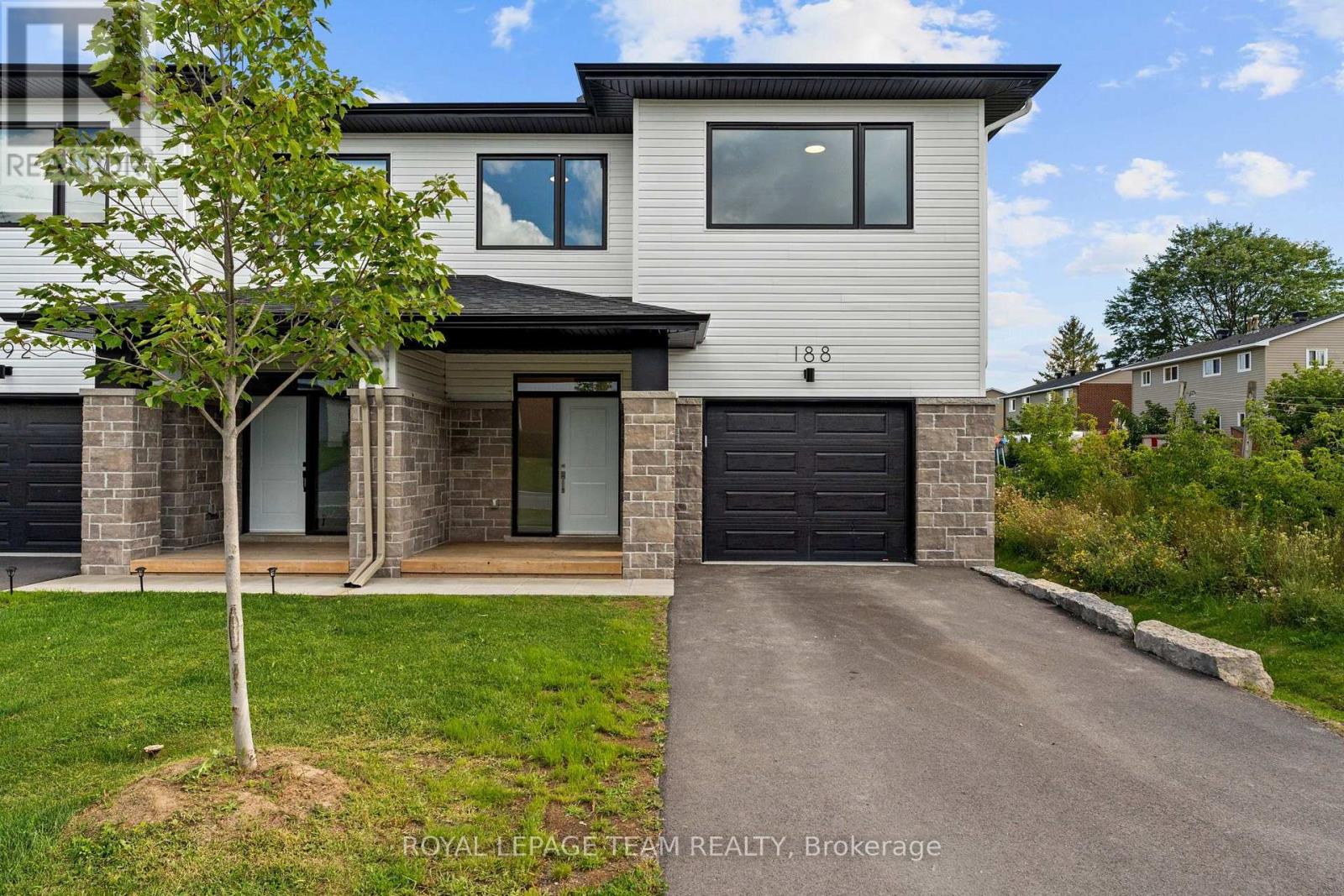 188 ADELAIDE STREET - 2