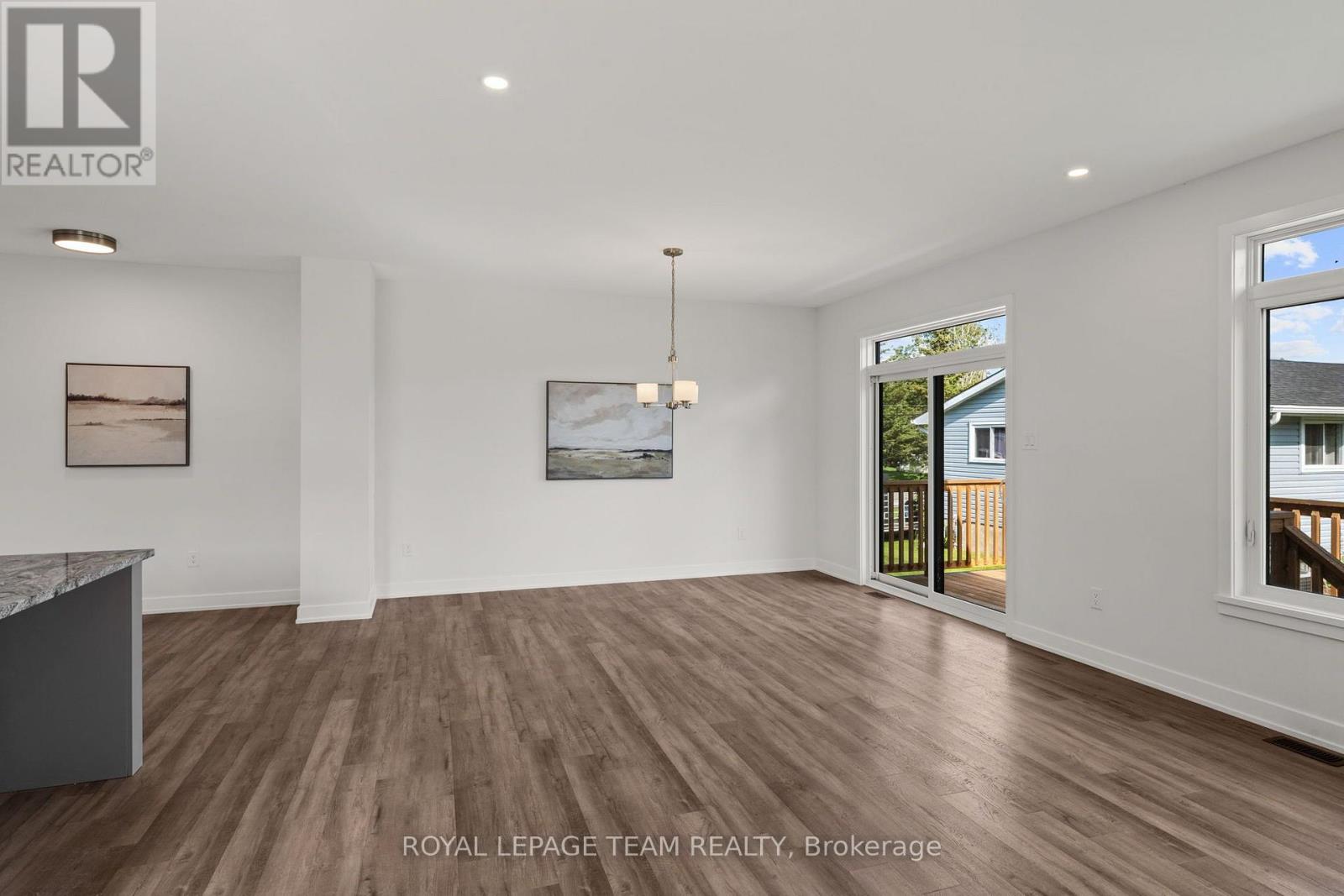 188 ADELAIDE STREET - 21