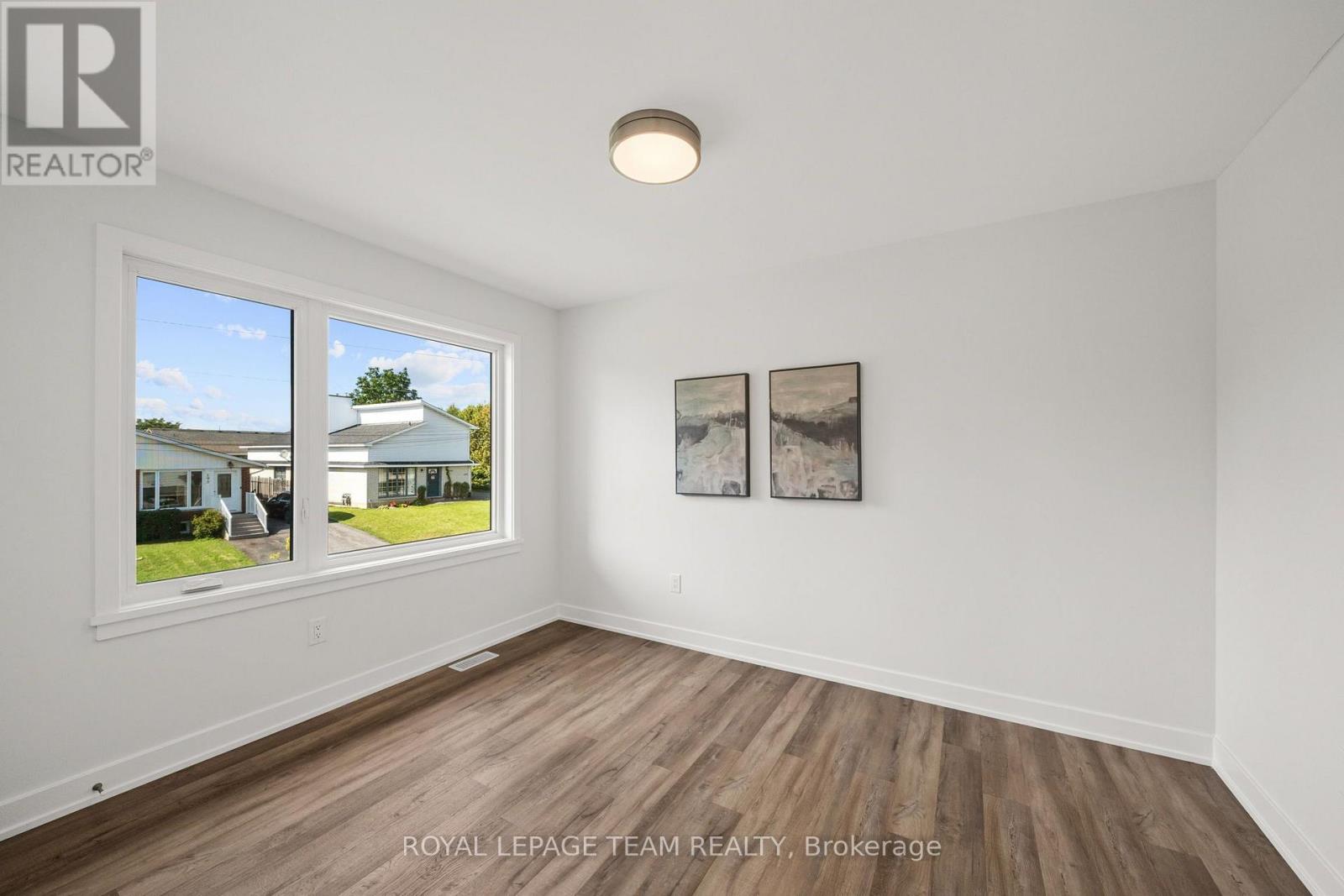 188 ADELAIDE STREET - 38