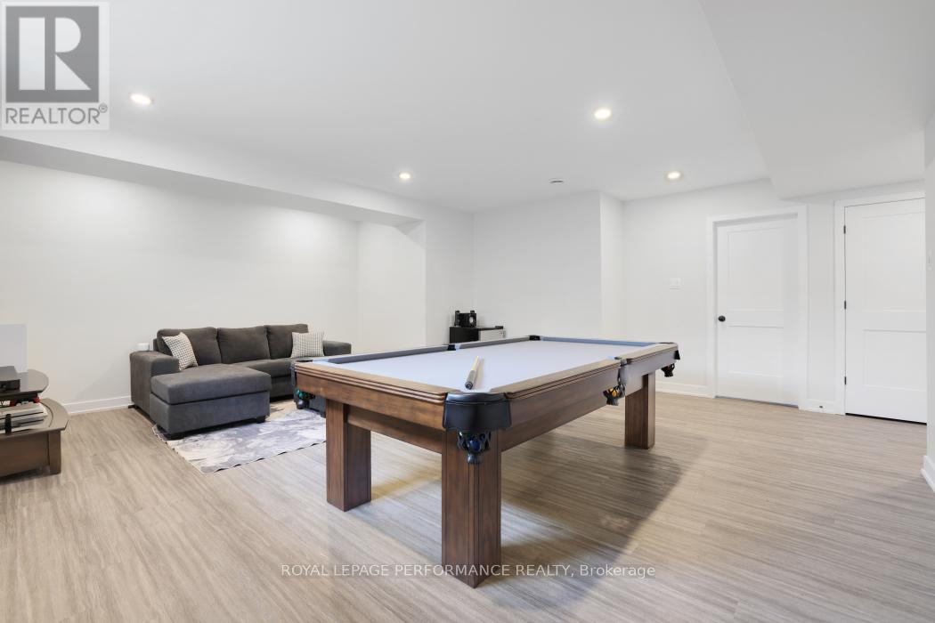 541 Barrage Street