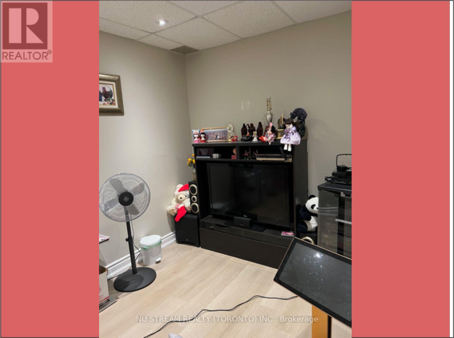 #16 5800 SHEPPARD AVENUE E - Image 29