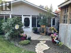 Listing photo – 606 Pigeon Close, Pelican Point