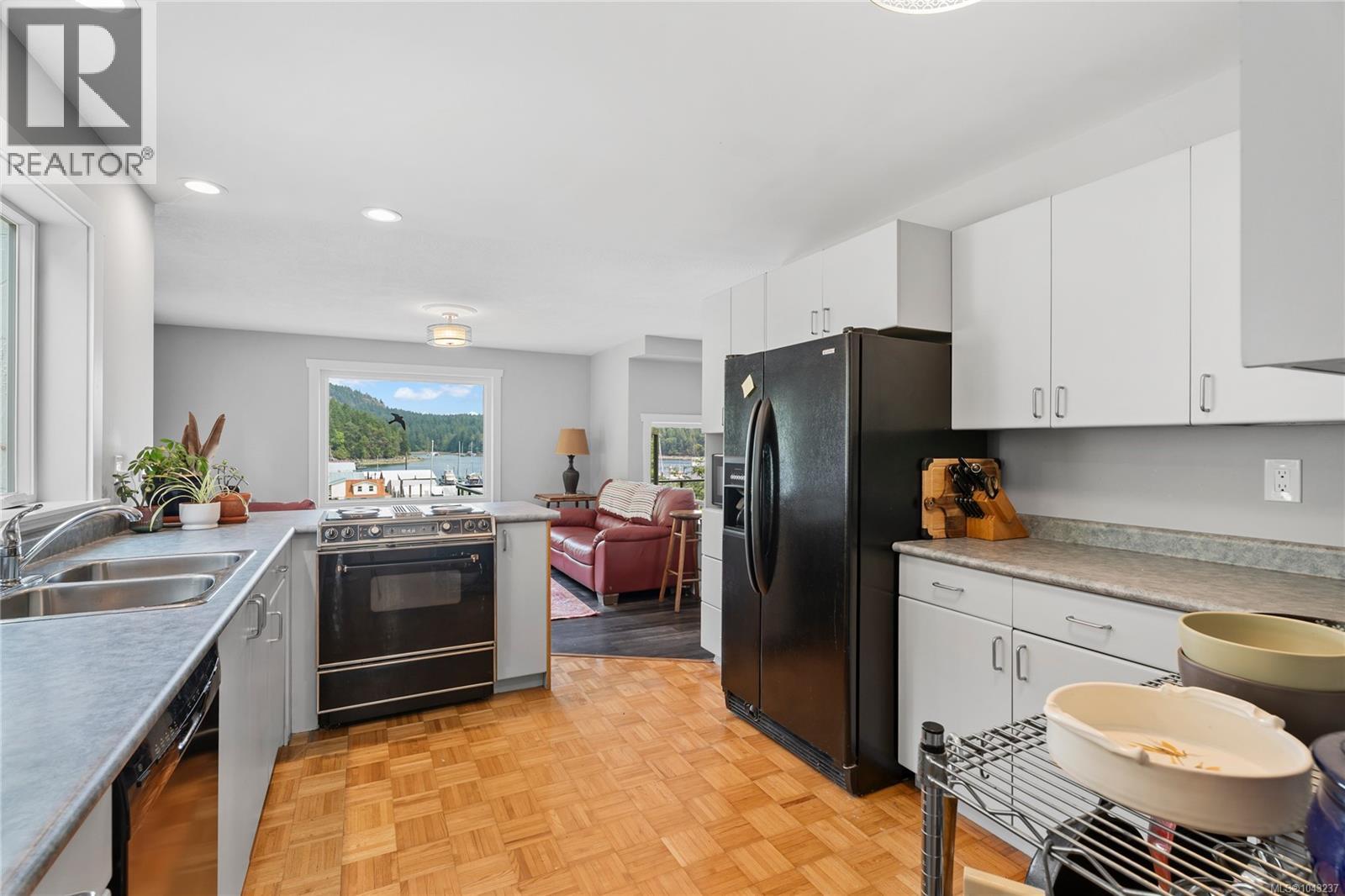 5025 Genoa Bay Rd - 16