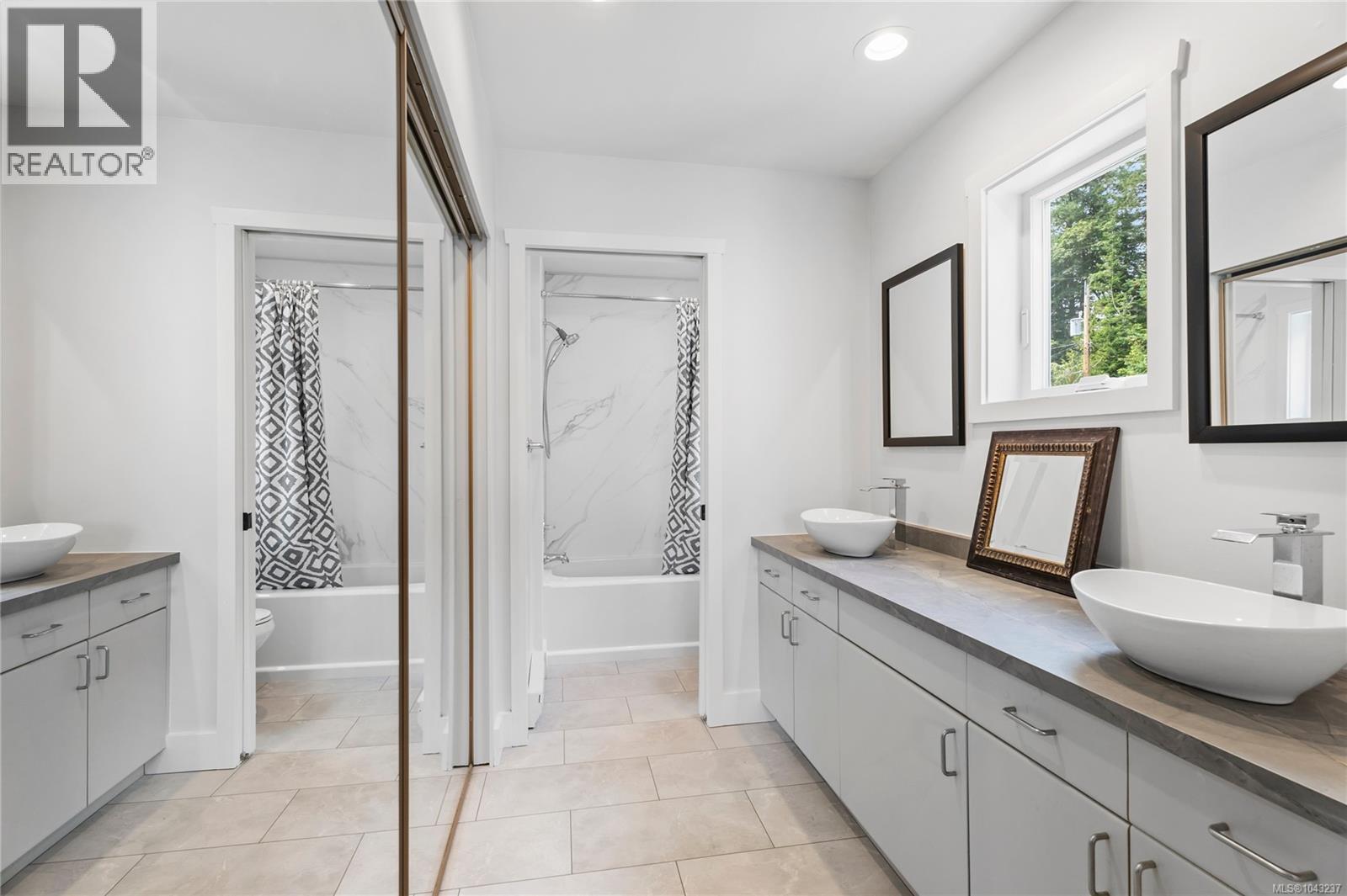 5025 Genoa Bay Rd - 27