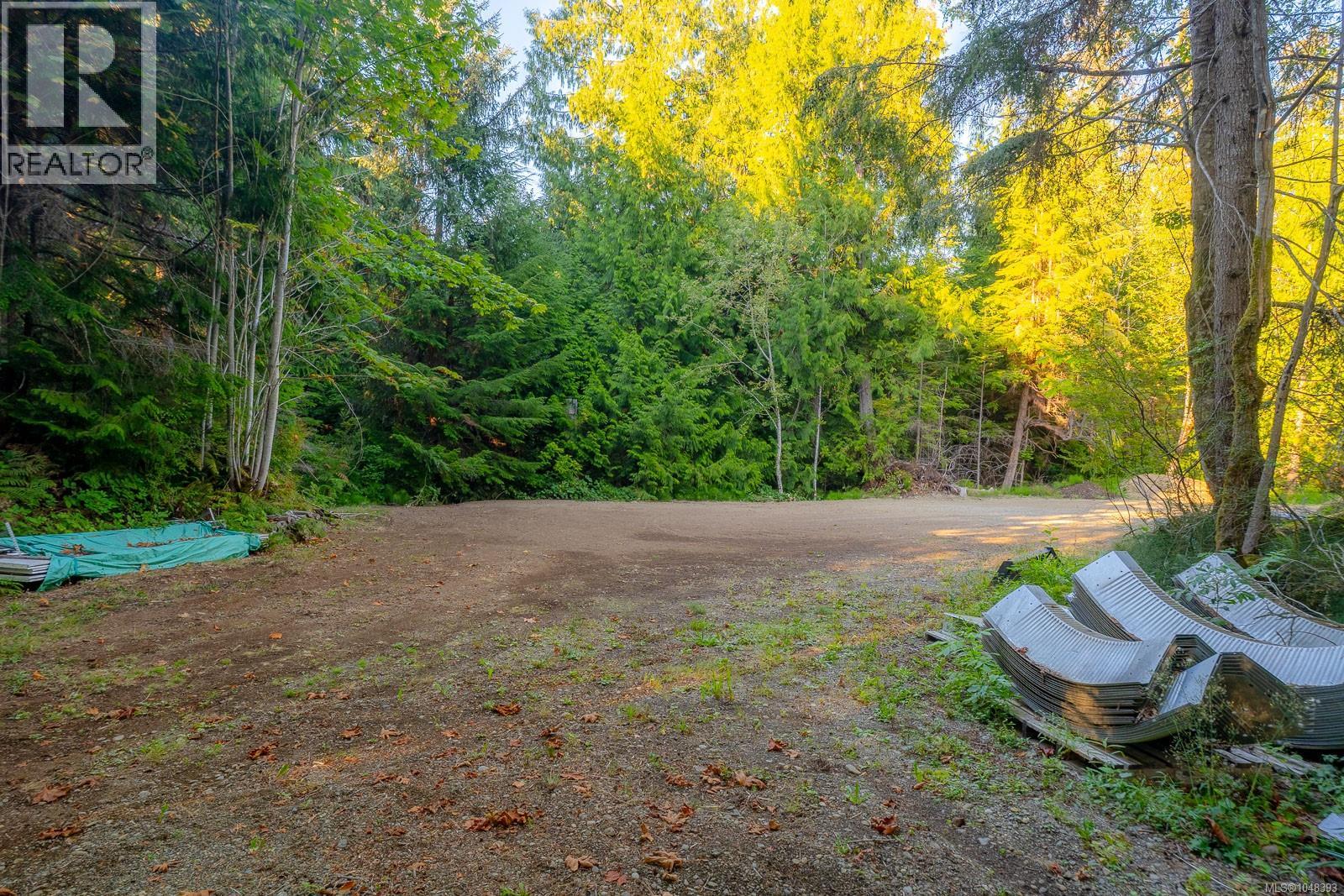 8331 Island Hwy S - 47