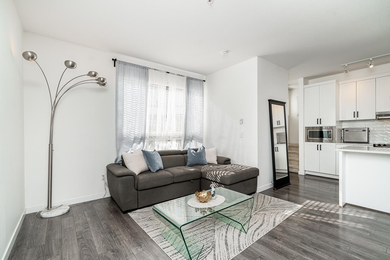 2 Bed, 3 Bath House for Sale in Langley – 34 7848 209 STREET, Langley – MLS# R3160562 - Image 10