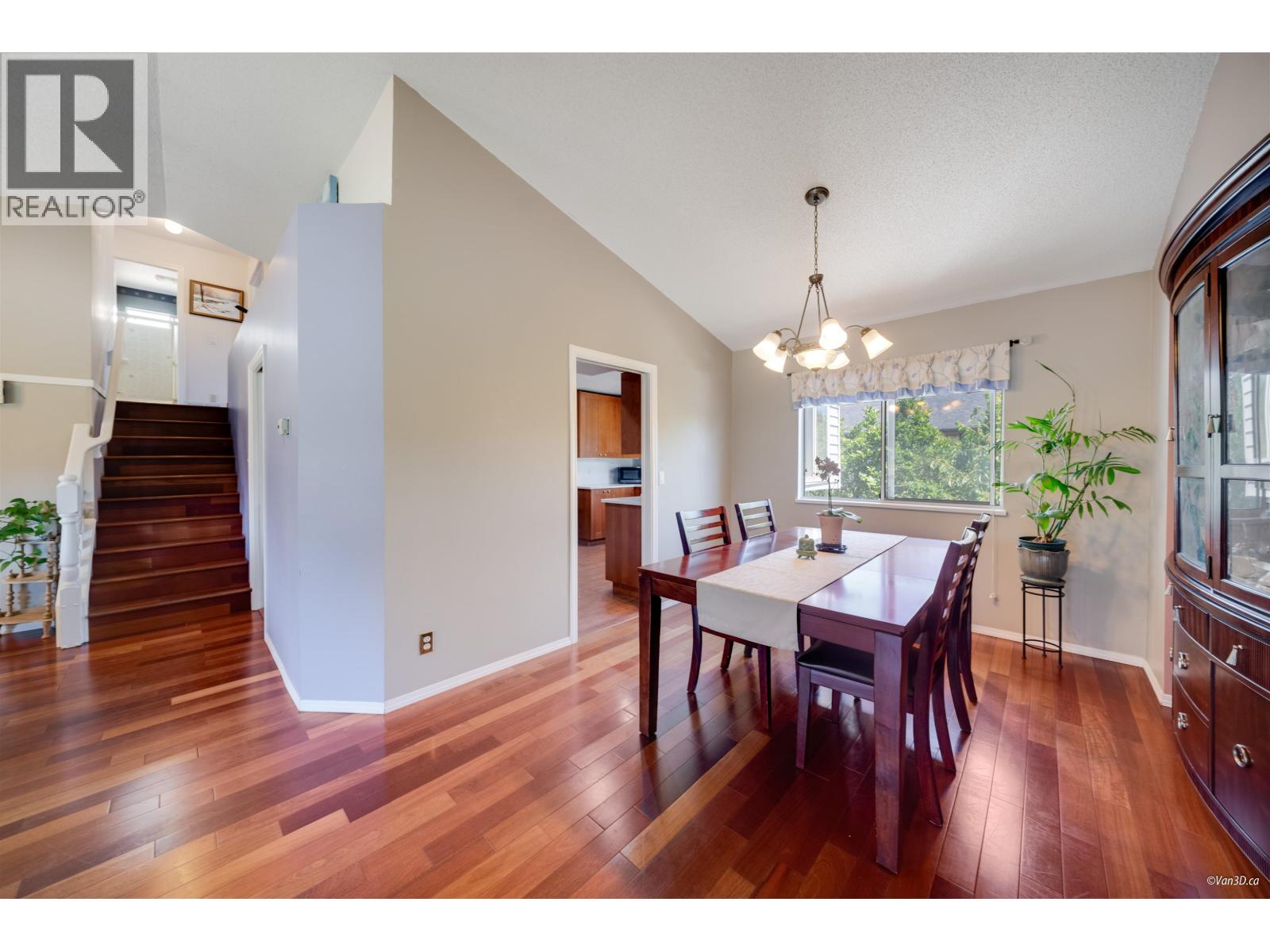 1295 DAIMLER STREET, Coquitlam — photo 6