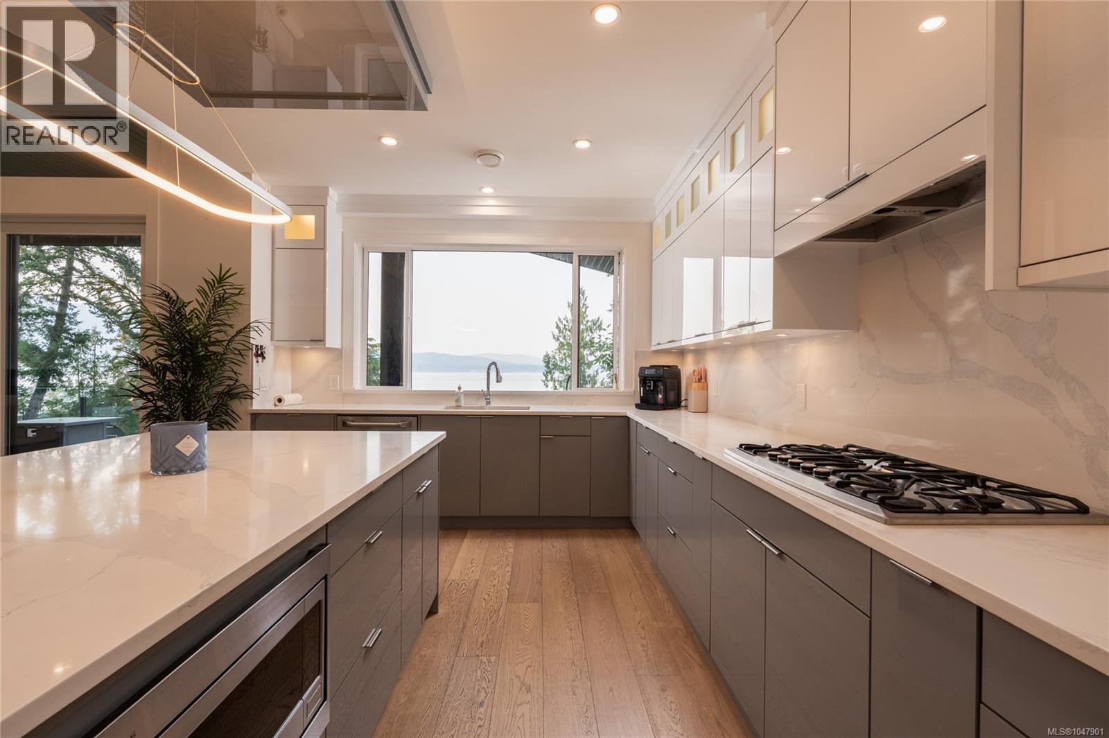 1470 Lands End Rd - 16