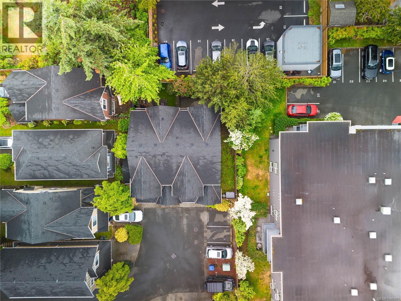 #110 724 Larkhall Rd - 33
