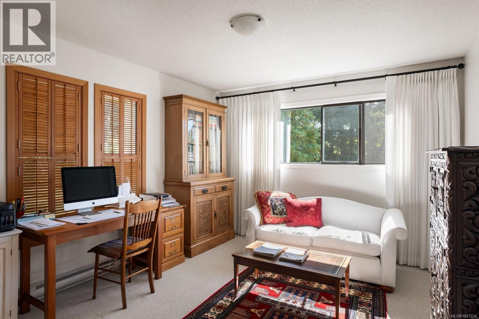  5320 Old West Saanich Road, Saanich