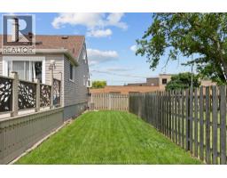 64 Park Avenue East, Chatham, ON N7M3V4 Photo 38