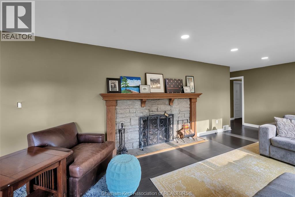 6 Devon Drive — photo 18