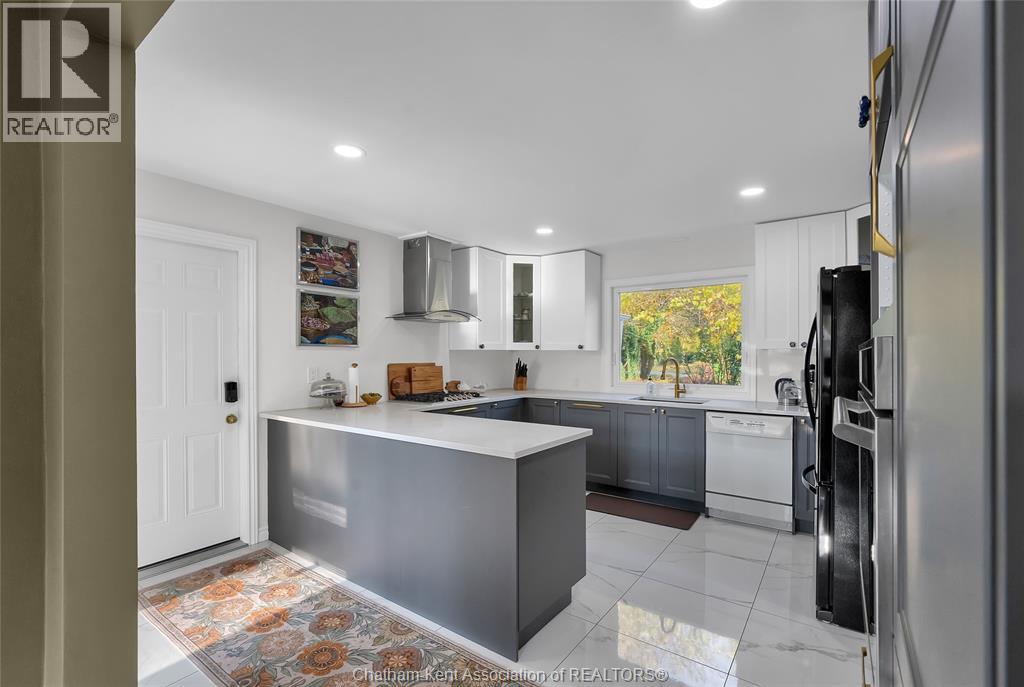 6 Devon Drive — photo 19