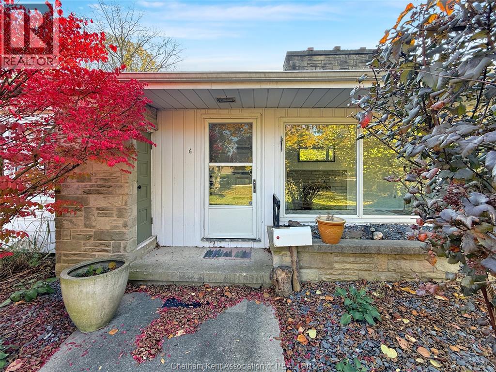 6 Devon Drive — photo 8