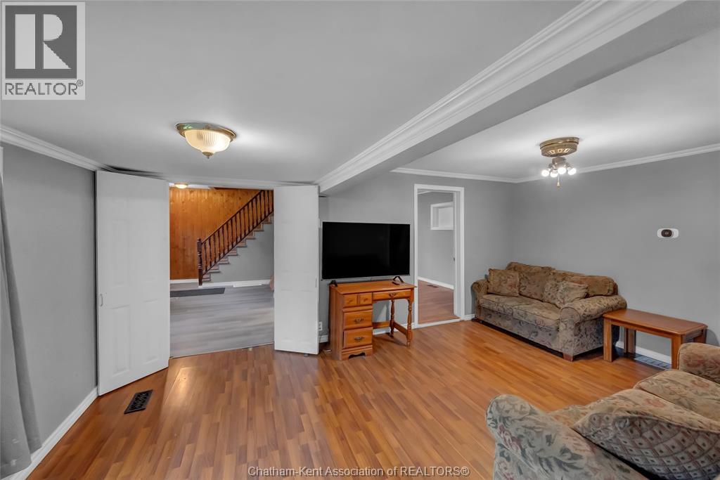 415 Queen STREET - 22