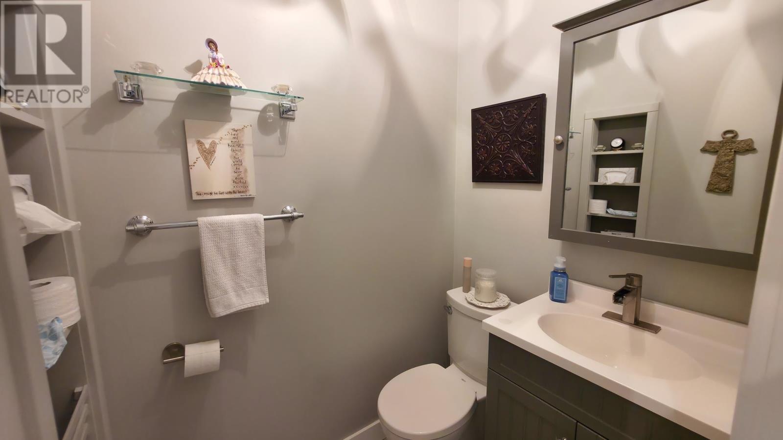 34 Fairmount DR - 34