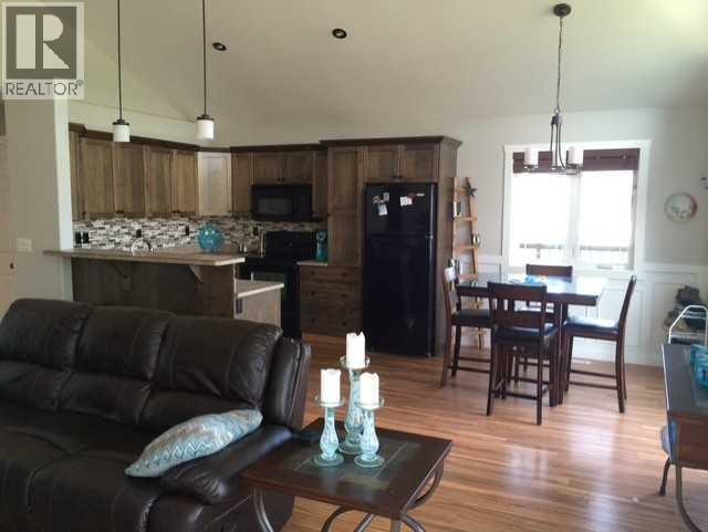 10410 90 Street - Image 3