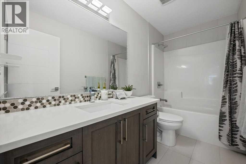 244 Sandpiper Boulevard - Image 36