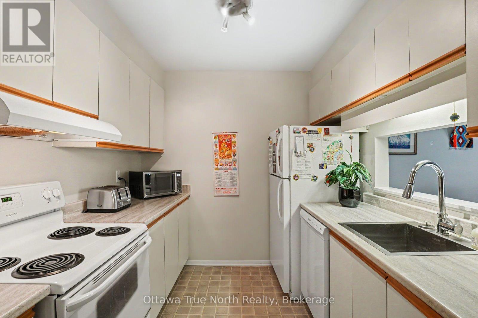 #218 212 VIEWMOUNT DRIVE - 4