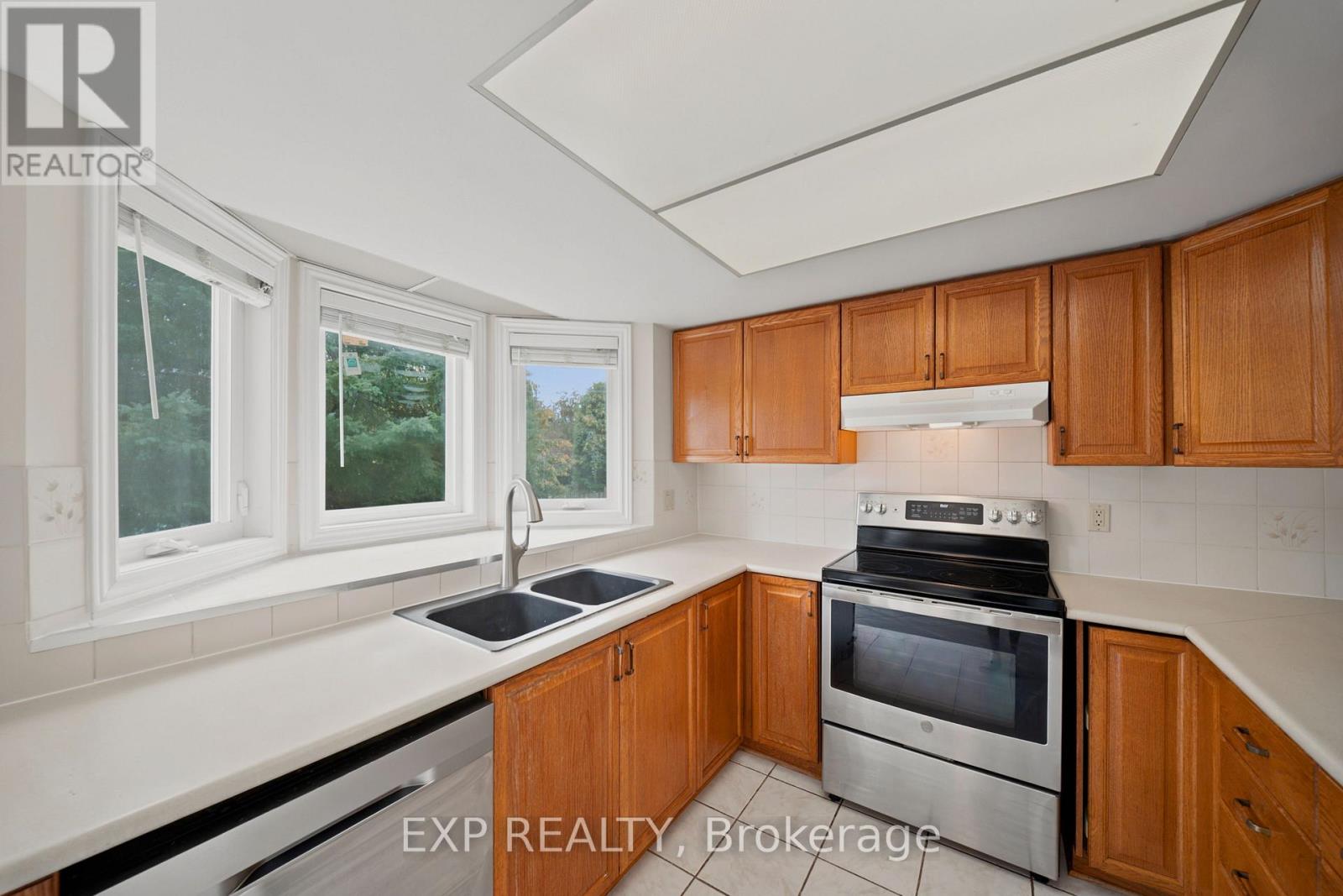 2165 JOHNSTON ROAD - Image 10