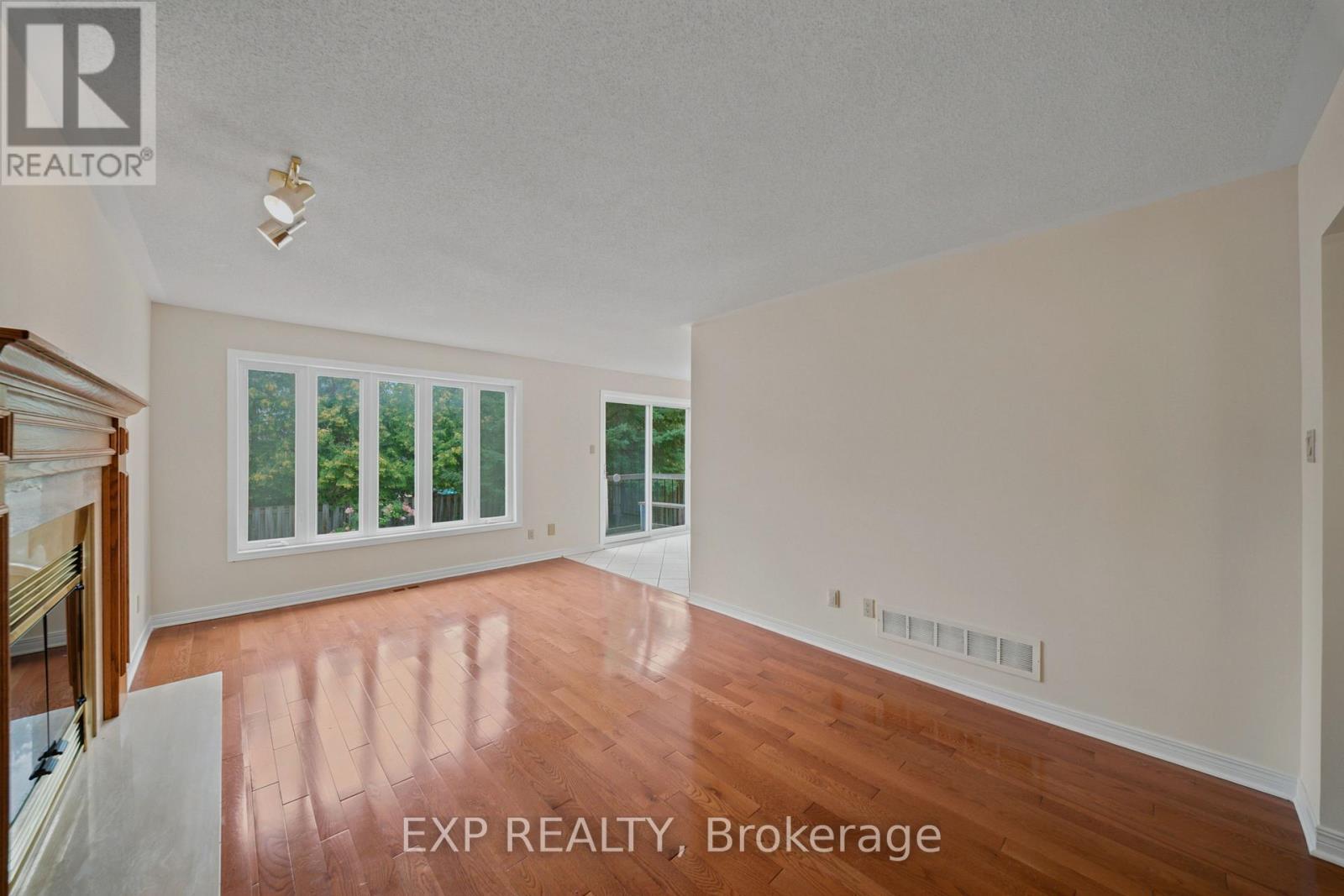 2165 JOHNSTON ROAD - Image 15
