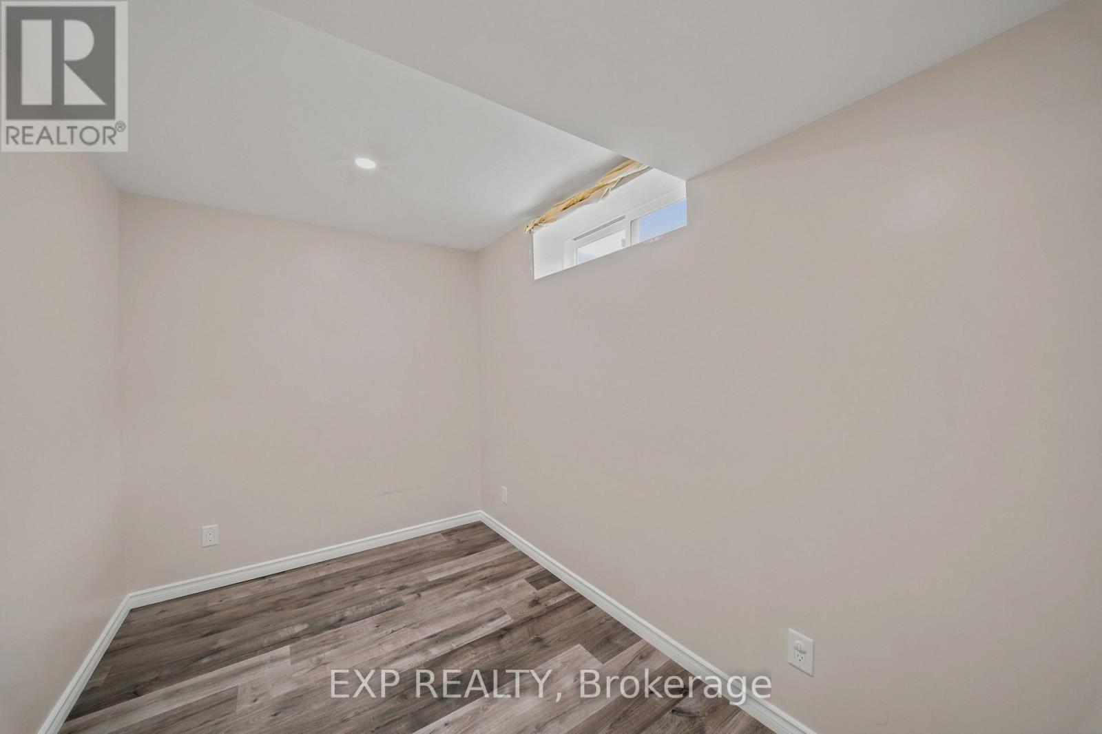 2165 JOHNSTON ROAD - 36