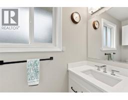510 Huxley Place, Kamloops, BC V2B5E5 Photo 13