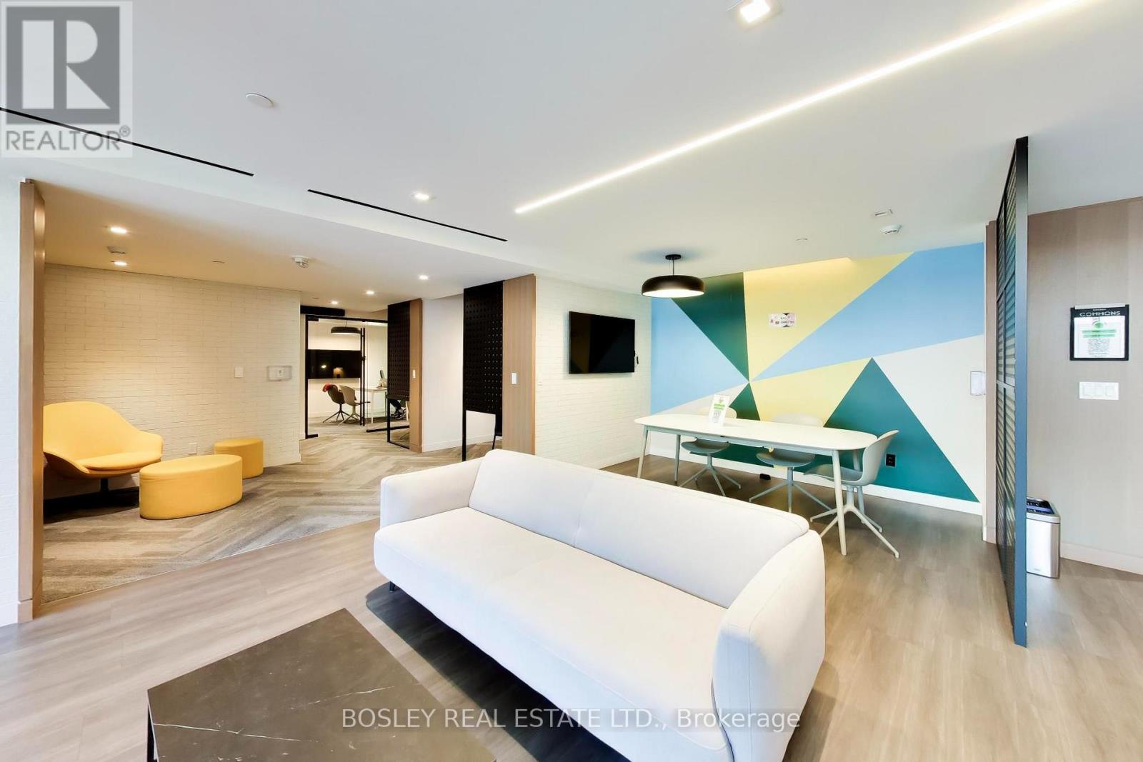 #S 450 35 ROLLING MILLS ROAD - Image 20