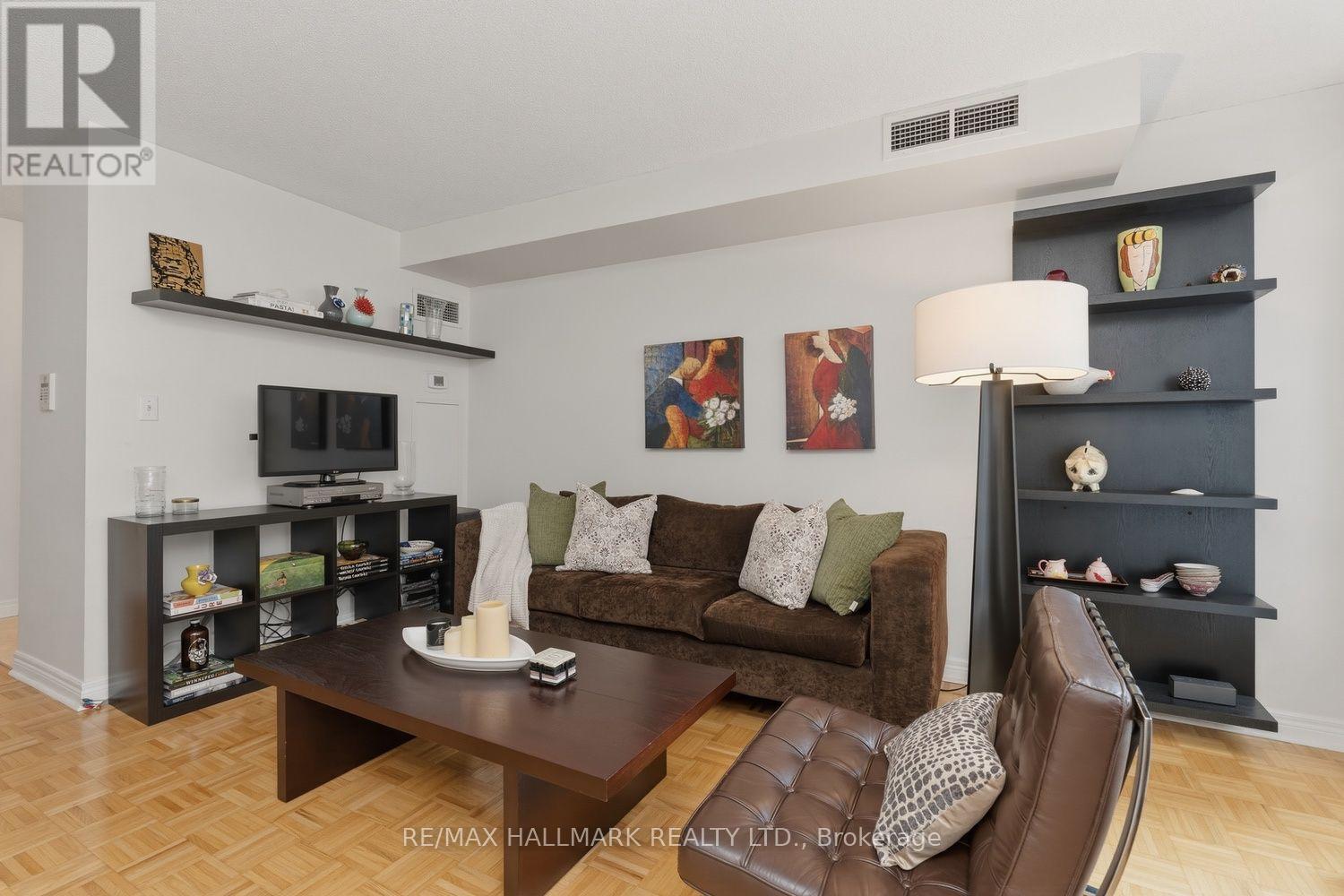 #310 43 EGLINTON AVENUE E - Image 5
