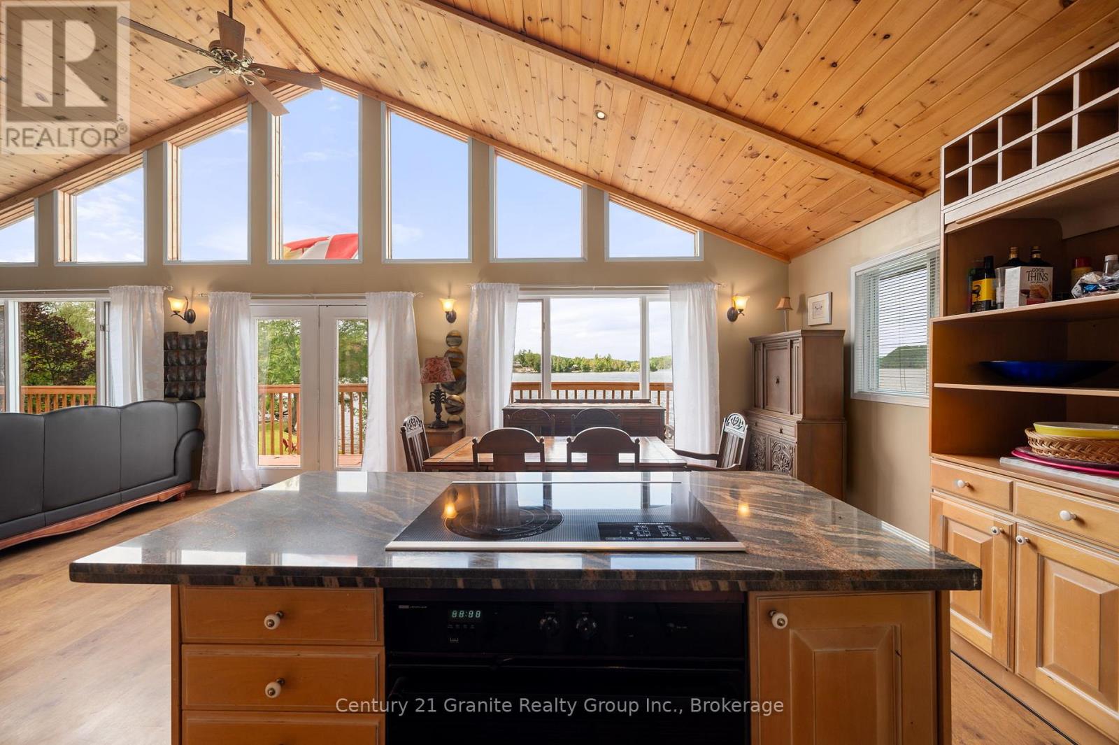 1036 RUTHVEN ROAD - 5