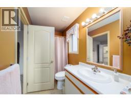 933 Purcell Drive, Kelowna, BC V1V1N8 Photo 25