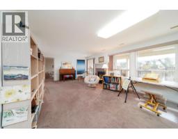 933 Purcell Drive, Kelowna, BC V1V1N8 Photo 37