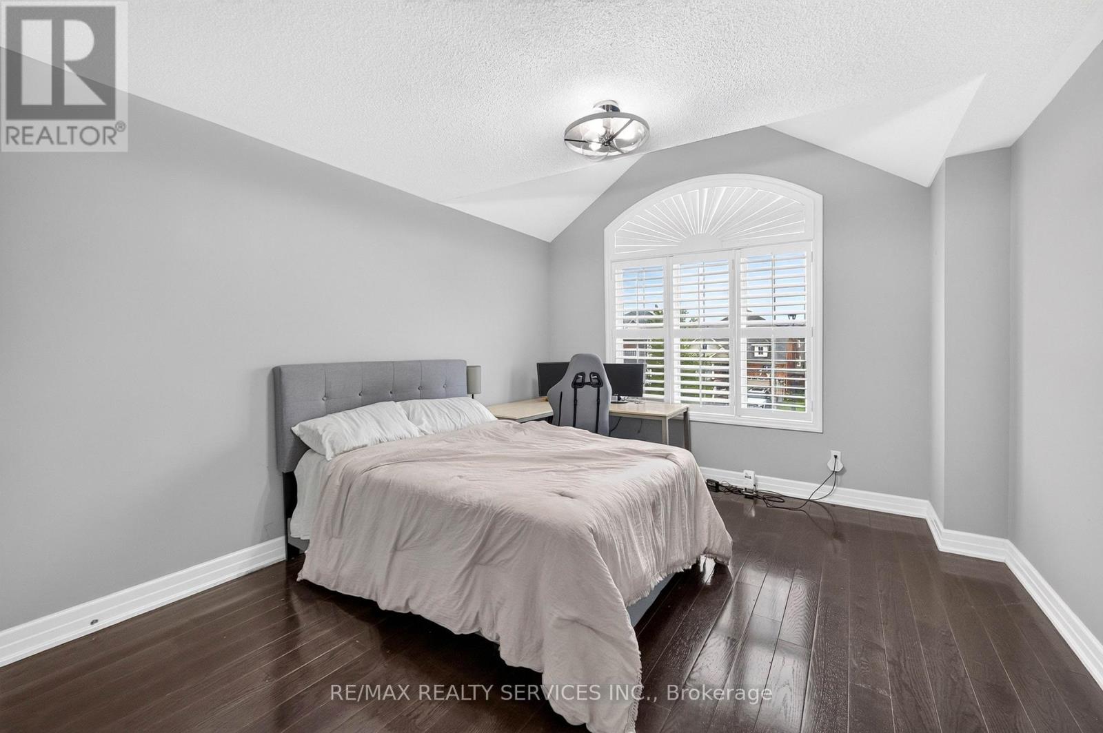 484 GREENWOOD DRIVE - Image 33