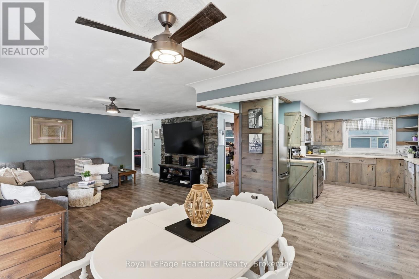 1041 MAIN STREET - 12