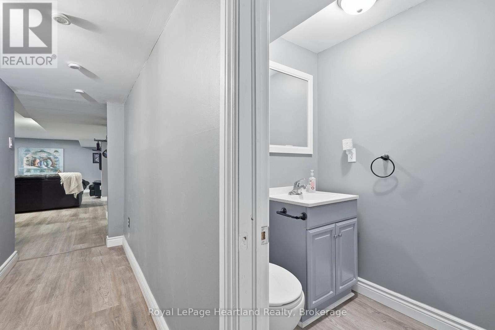 1041 MAIN STREET - 28