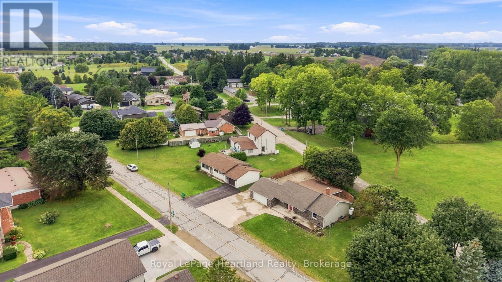 1041 MAIN STREET - Image 39