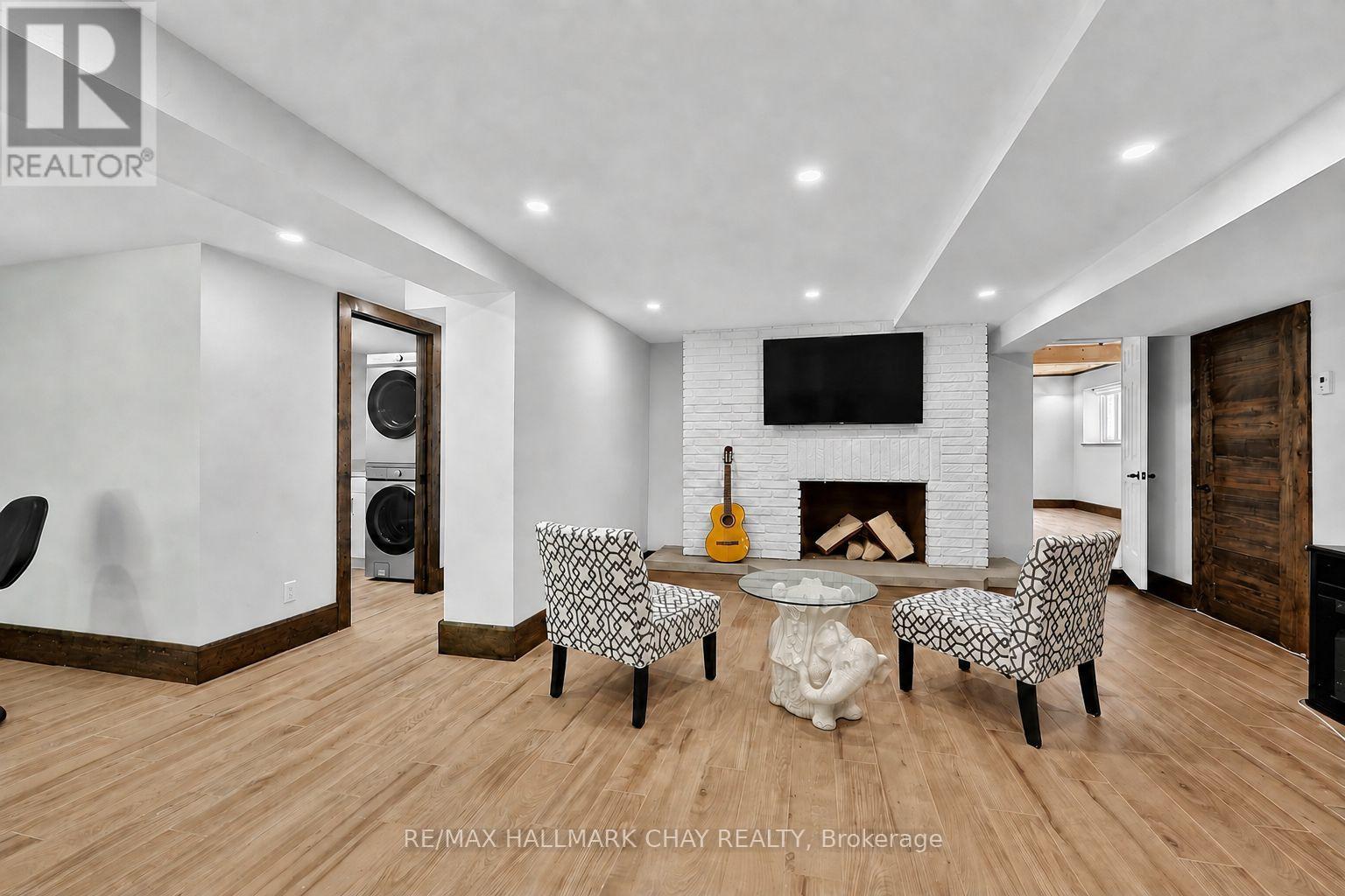1507 HENDRIE ROAD - Image 28