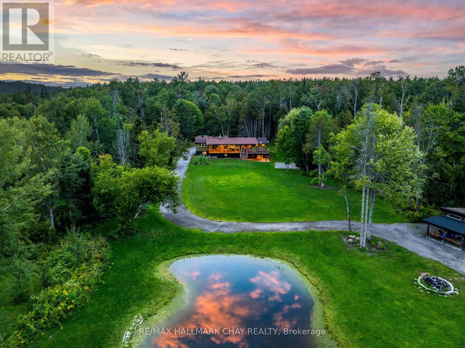 1507 HENDRIE ROAD - 44