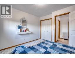 Kitchen - 28 Coral Springs Close Ne, Calgary, AB T3J3S4 Photo 16