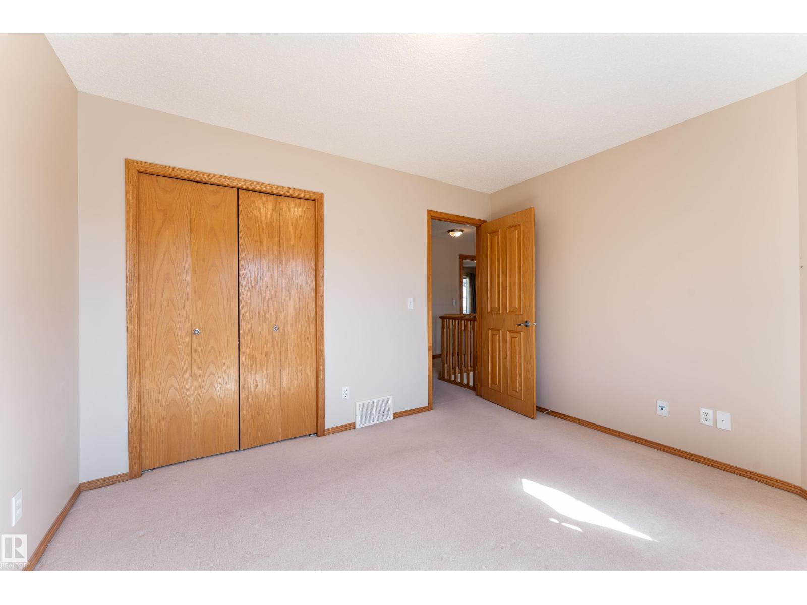 10820 178 AV NW - 34
