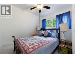1810 Archibald Road, Sorrento, BC V0E2W1 Photo 14