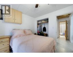1810 Archibald Road, Sorrento, BC V0E2W1 Photo 8