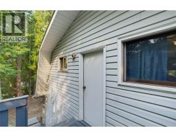 1810 Archibald Road, Sorrento, BC V0E2W1 Photo 34