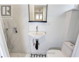 23 - 2520 Bloor Street W, Toronto, ON M6S1R8 Photo 17