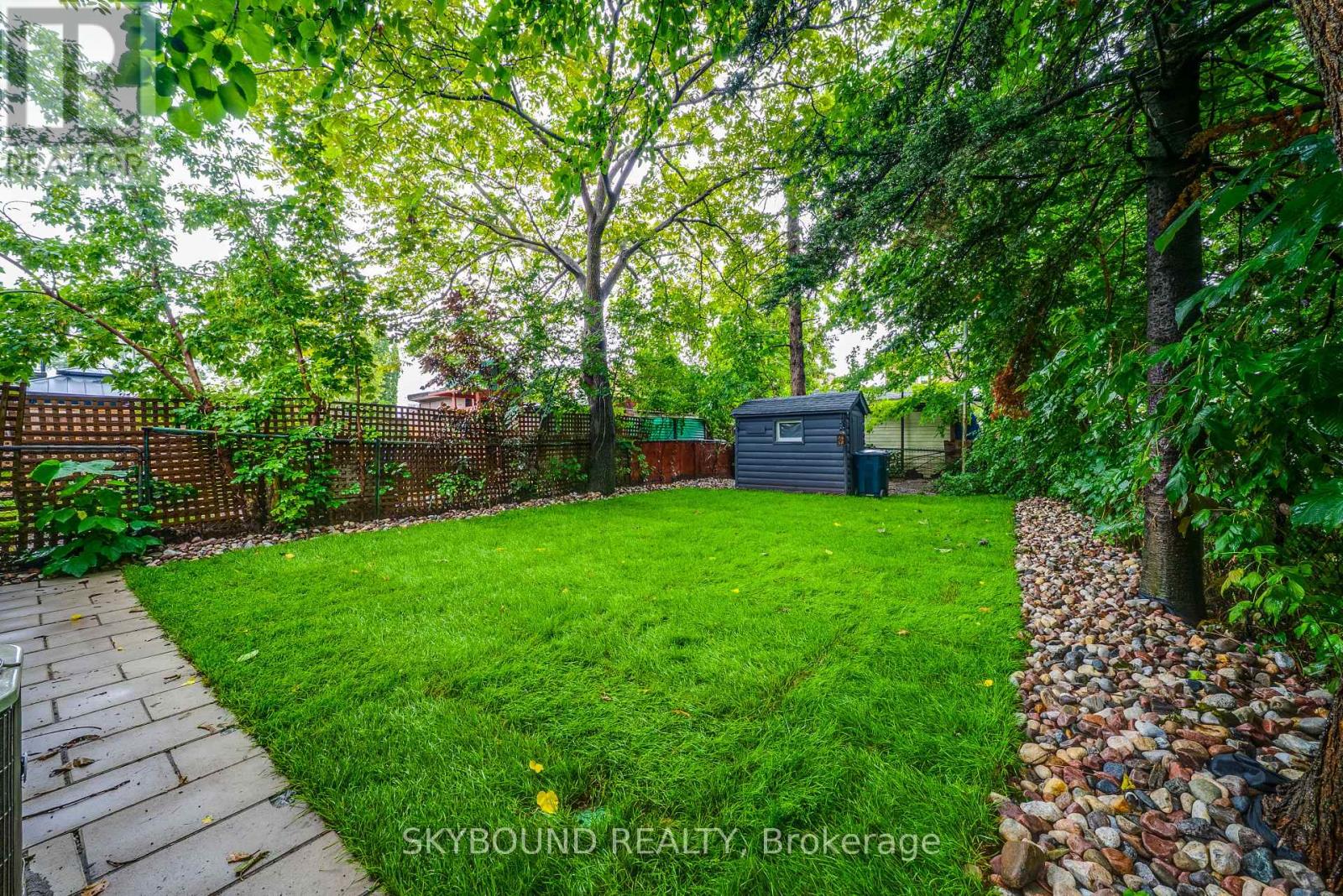 43 CRAYDON AVENUE - 27
