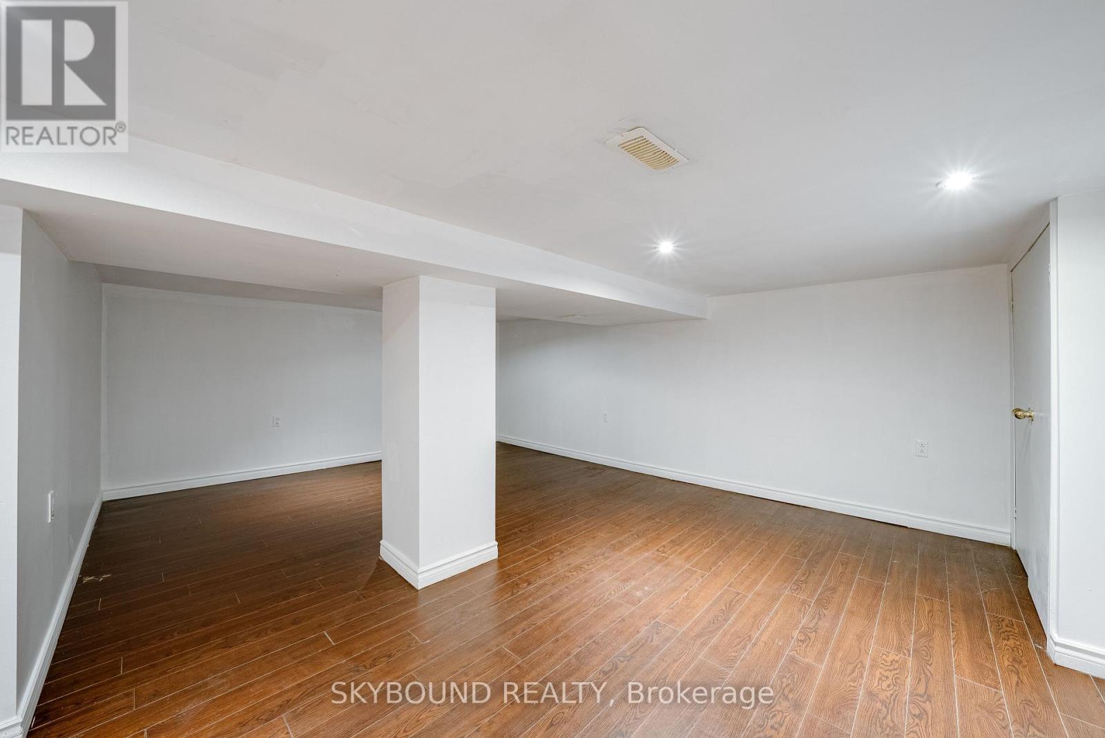 43 CRAYDON AVENUE - 31