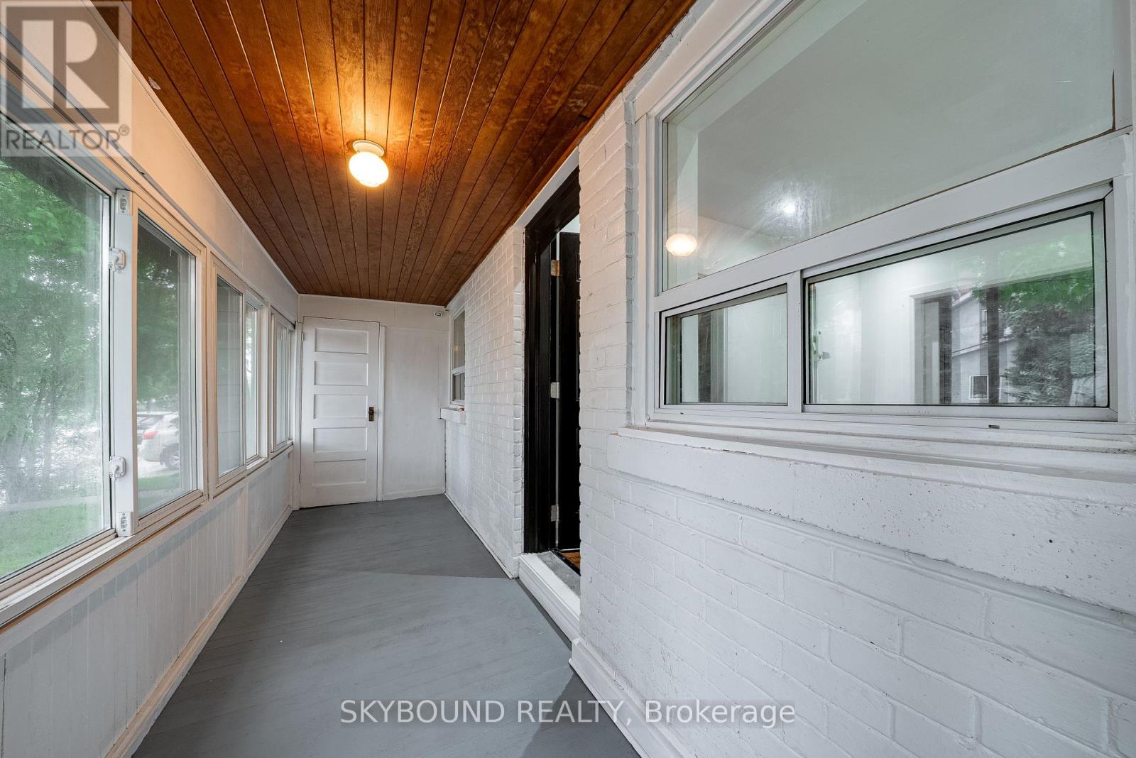 43 CRAYDON AVENUE - 4