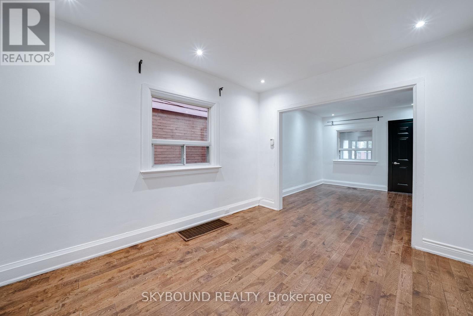 43 CRAYDON AVENUE - 8