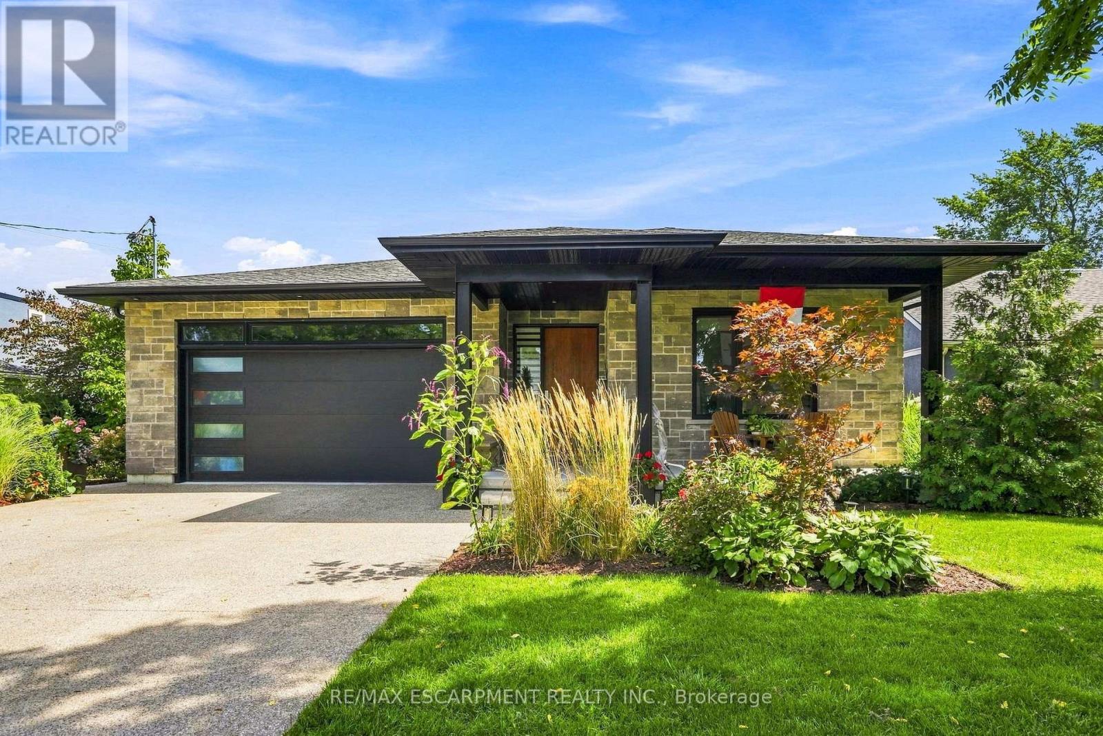 42 CARLTON AVENUE - 1