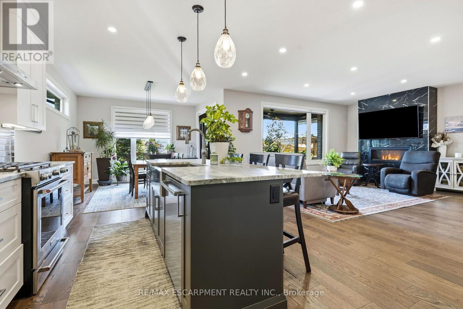 42 CARLTON AVENUE - Image 17